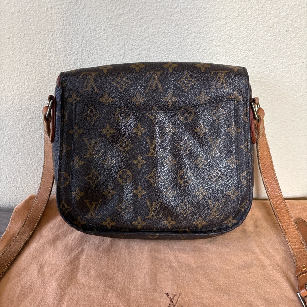 Authentic Louis Vuitton Saint Cloud GM Monogram Crossbody Shoulder Bag - Picture 14 of 17